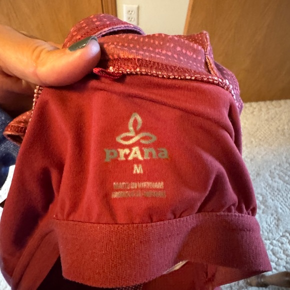 Gently used Prana dress size medium with built in bra - Picture 3 of 3